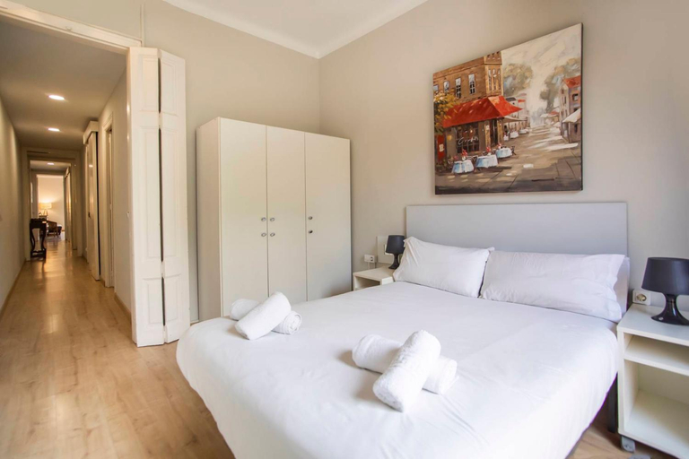 Bedroom 2, 23par1007 Enjoyable 3 bedroom apartment, Barcelona