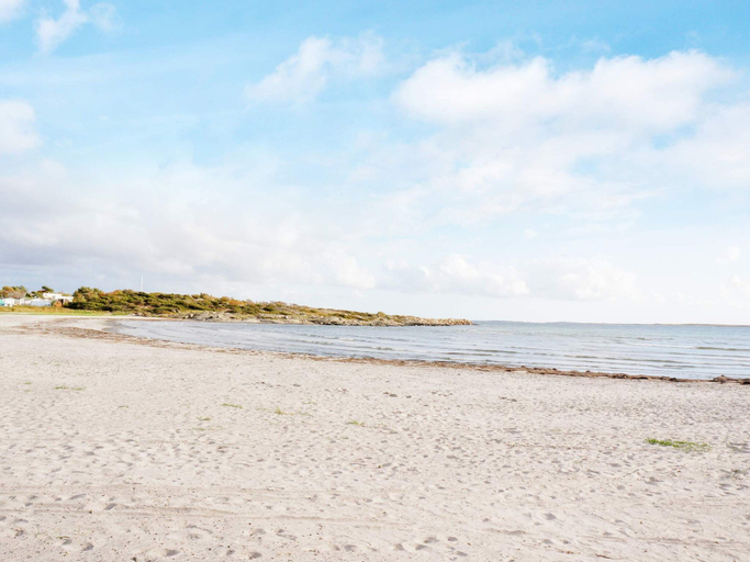 Beach 3, 5 Person Holiday Home in Askloster, Varberg