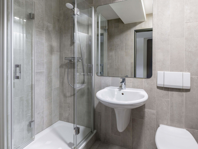 Bathroom 4, B&B HOTEL Eschweiler, Städteregion Aachen