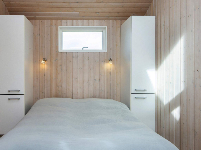 Bedroom 2, 5 Star Holiday Home in Harboore, Lemvig