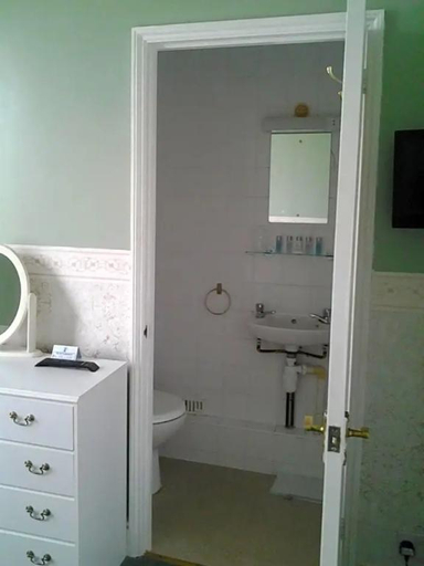 Bathroom, Mount View Hotel B&B, Cornwall
