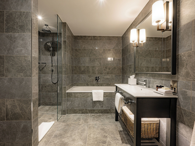 Bathroom 3, Dakota Manchester Airport, Manchester