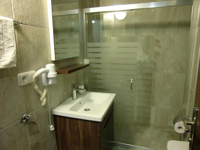 Bathroom 5, Happy Caretta Hotel, Ortaca