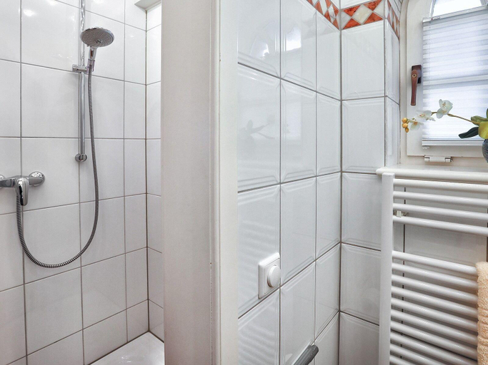 Bathroom 5, Ferienwohnung Heefwai 2 w3, Nordfriesland