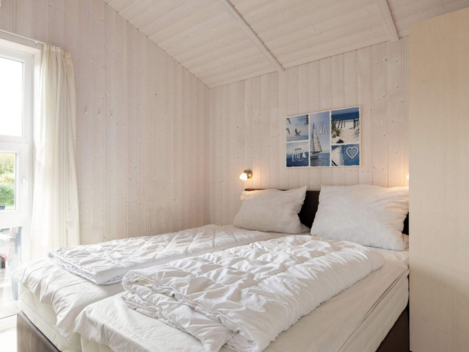 Bedroom 2, Holiday Home in Grömmitz, Ostholstein