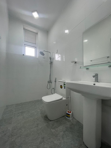 Bathroom 3, Mihindu Road - Colombo Apartments, Dehiwala-Mount Lavinia