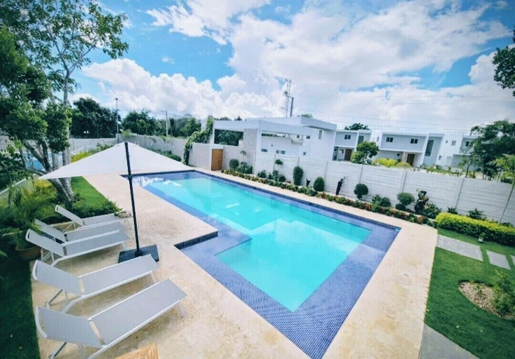 Indoor/outdoor pool, Villa Mar, Salvaleon de Higuey