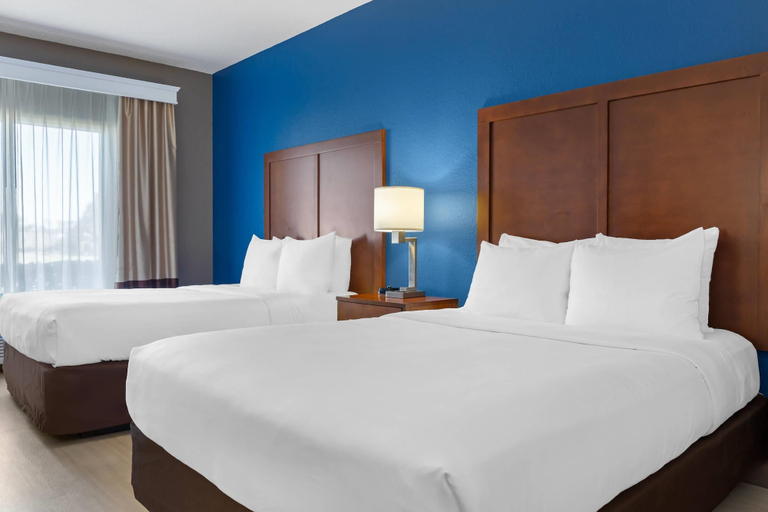 Bedroom 3, Comfort Inn & Suites Orlando North, Seminole