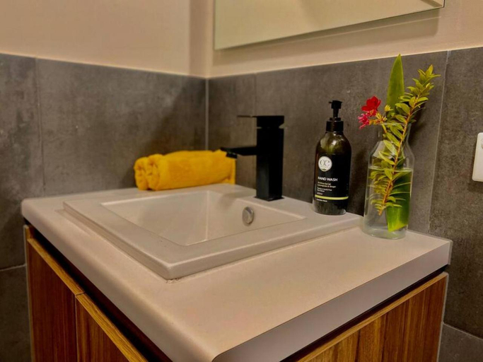 Bathroom 3, Gippsland Region Apartments, South Gippsland - East