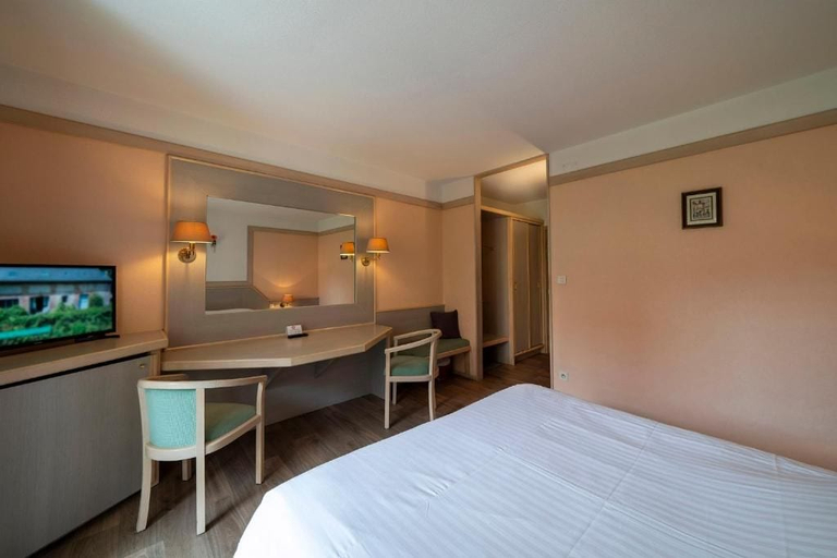 Bedroom 2, Hotel A la Vignette - COLMAR-NORD, Haut-Rhin