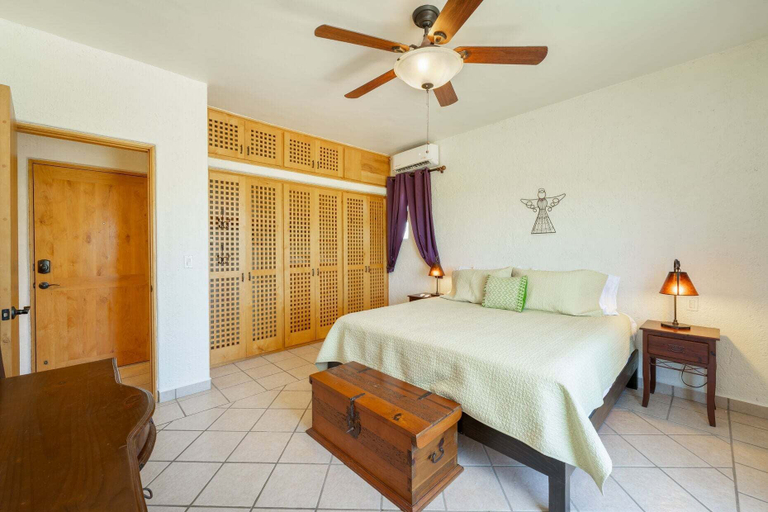 Room 2, Amazing 1 Bed & 1 Bath Condo With Ocean, Mountain and Golf Course View, Comondú