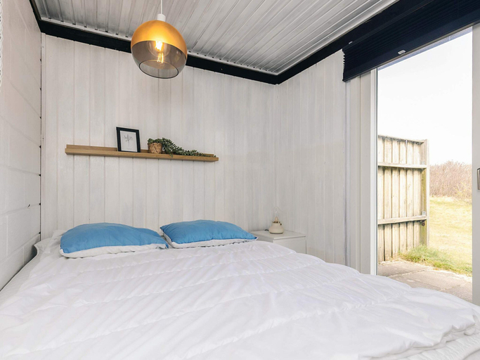 Bedroom 4, 4 Star Holiday Home in Lokken, Hjørring