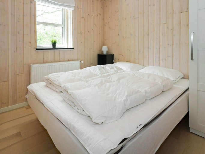 Others 4, 5 Star Holiday Home in Hadsund, Mariagerfjord