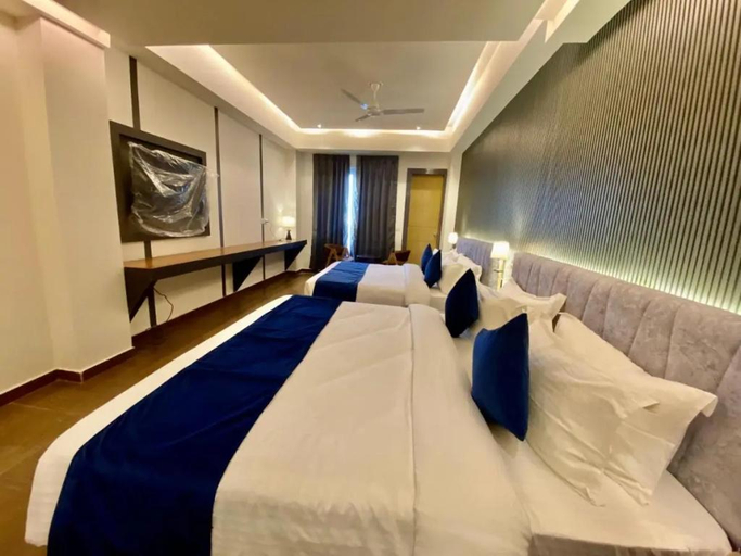 Bedroom 2, Hotel Ganga Bliss By DLS Hotels , Dehradun