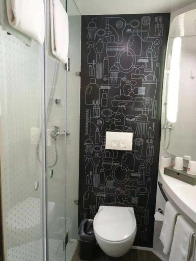 Bathroom 4, ibis Xian South Gate, Xi'an