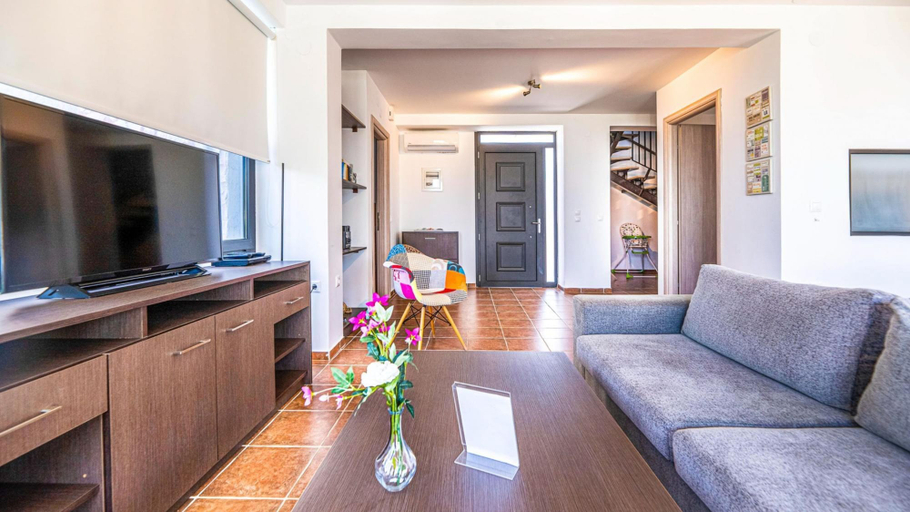 Room 3, Kalma Villa Ena in Moudania, Central Macedonia