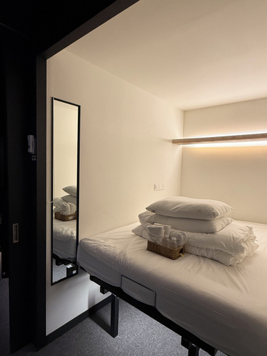 Bedroom 4, KOZAYO Hongdae Hostel, Mapo