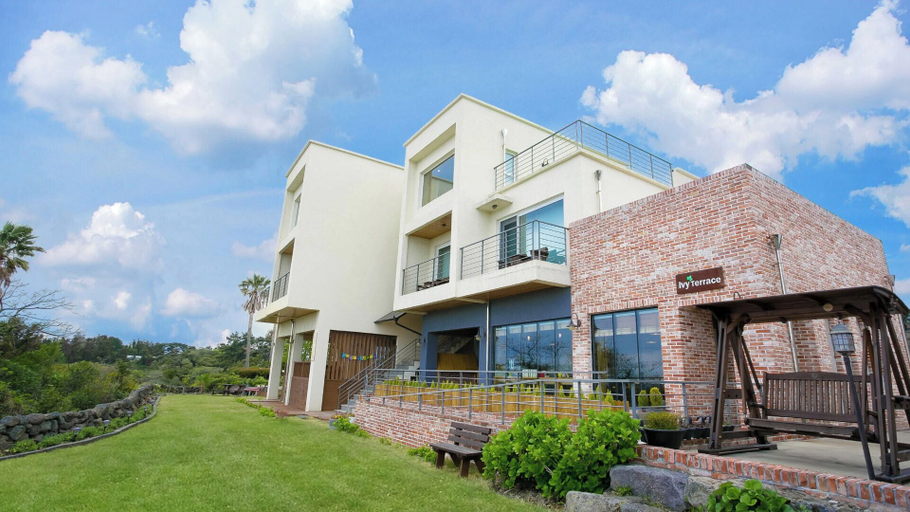 Exterior & Views 2, Jeju Sunjinhanga Pension, Seogwipo