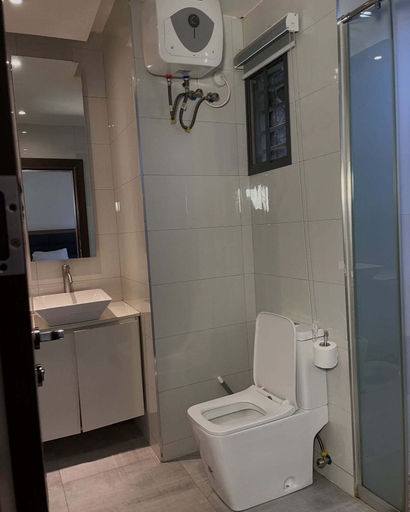 Bathroom 2, Centurion Apartment, AbujaMun