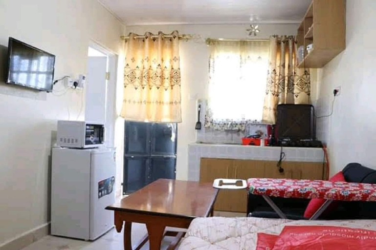 Public Area, Chetambe Executive Studio, Kanduyi
