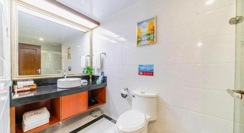 Bathroom 4, Liyuan Hotel, Shenzhen