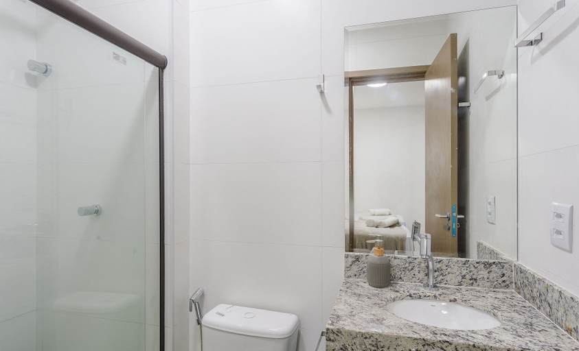 Bathroom 4, Apt With Pool View, Mins From the sea Vll0001, Maraú