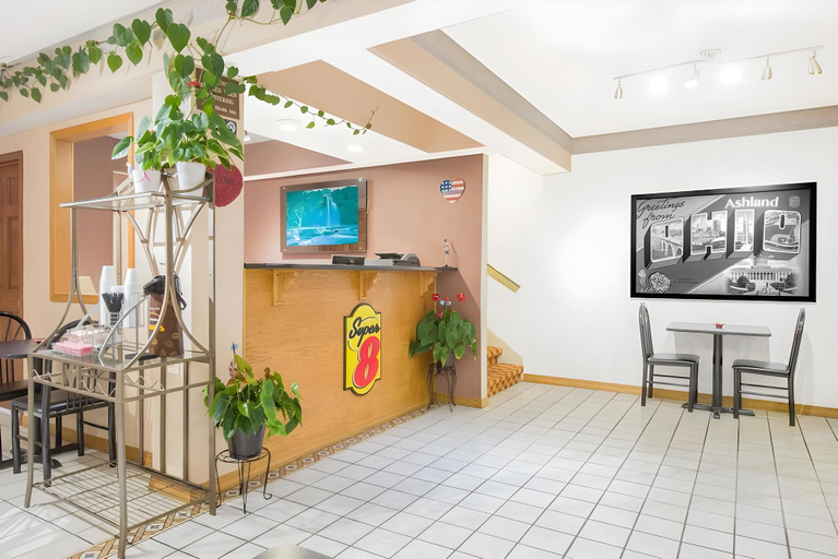 5, Ashland Inn & Suites, Ashland