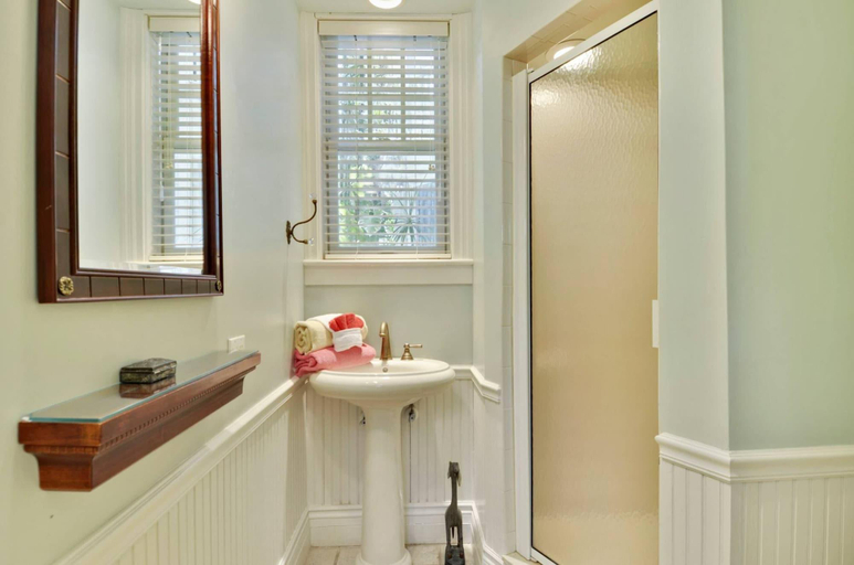 Bathroom 4, Easy Livin By Avantstay Key West Home W Pool B, Monroe