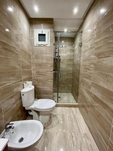 Bathroom 3, Bel Appartement en Résidence et Piscine, Marrakech