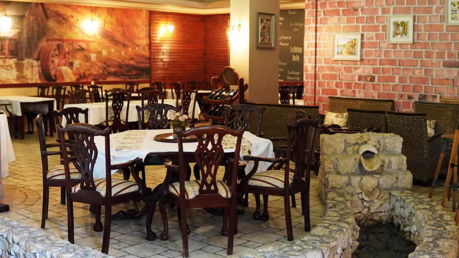 General view 1, Hotel Vila Ivankovic, Herzegovina-Neretva
