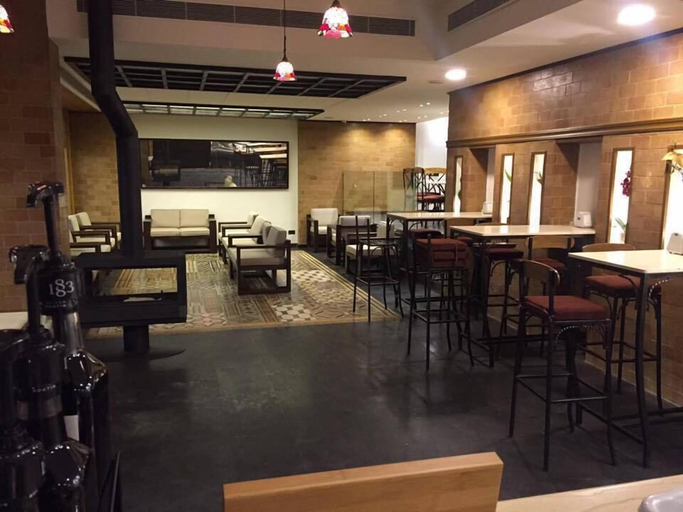 Food & Drinks, Majesty Villa Dorms, Jubail