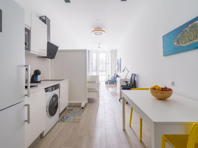 Others 5, Apartment in Las Palmas near Las Canteras Beach, Las Palmas