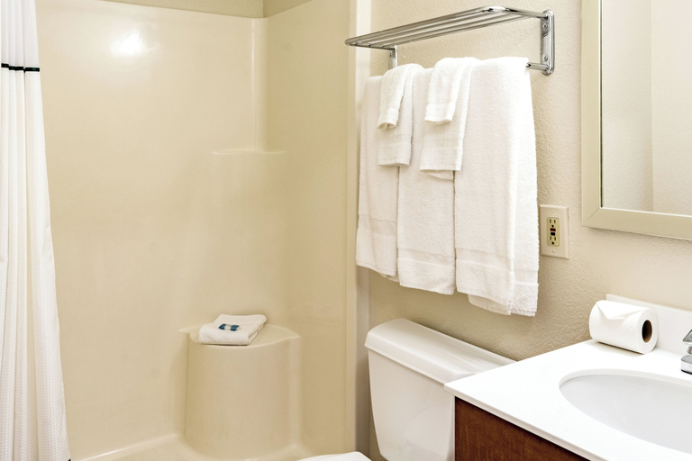 Bathroom 4, HomeTowne Studios By Red Roof Eugene - Springfield, Lane