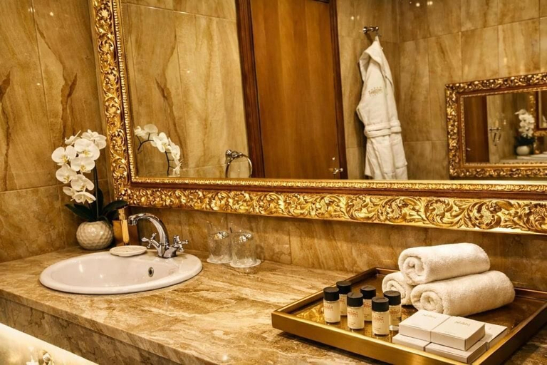 Bathroom 5, Prezident Palace Belgrade - Rooftop Pool & Spa Hotel, Belgrade