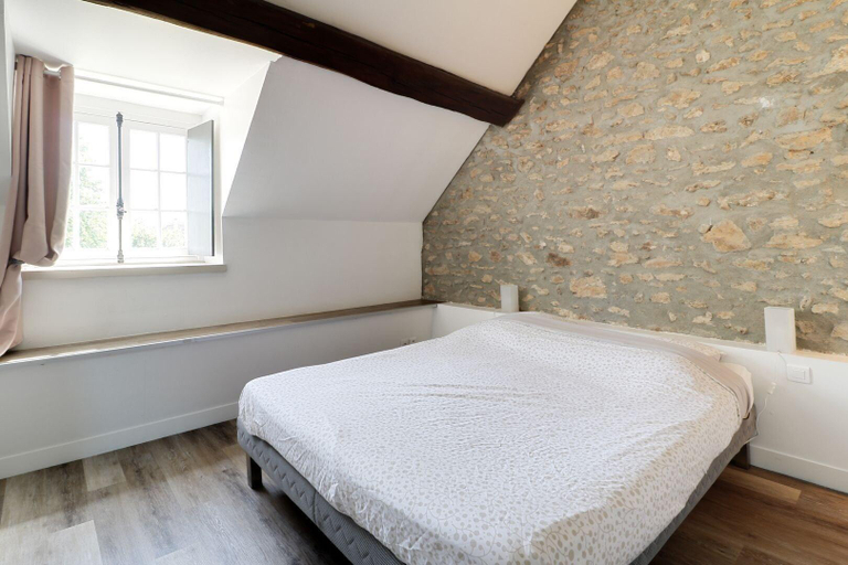 Bedroom 2, Domaine Des Trois Cha Teaux, Seine-et-Marne