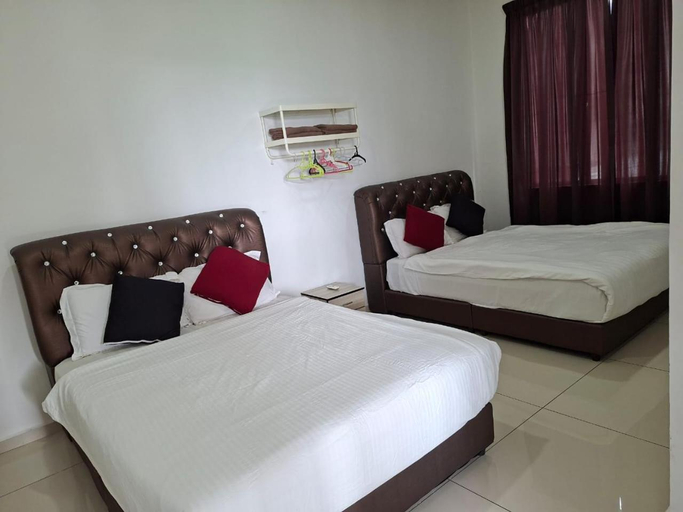 Bedroom 3, ALPINE Port Dickson Taman Kiara 2 Homestay Semi-D, Port Dickson