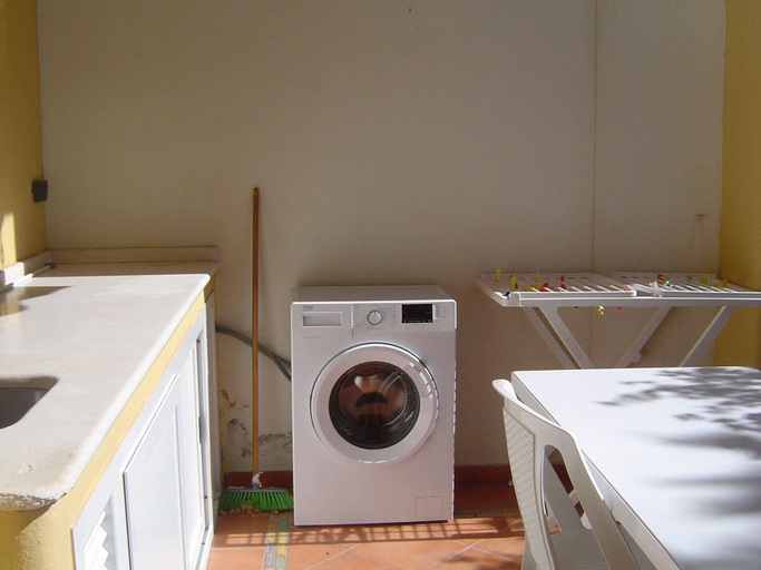 Others 5, Residence Ammiraglia, Lecce