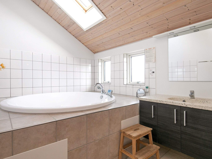 Bathroom 3, 4 Star Holiday Home in Millinge, Faaborg-Midtfyn