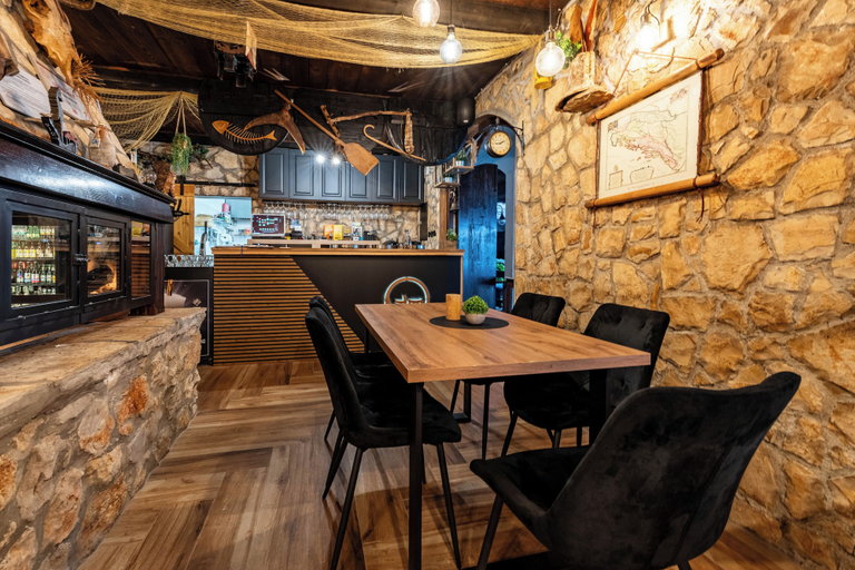 Food & Drinks 5, Guesthouse Kod Spavalice, Vir
