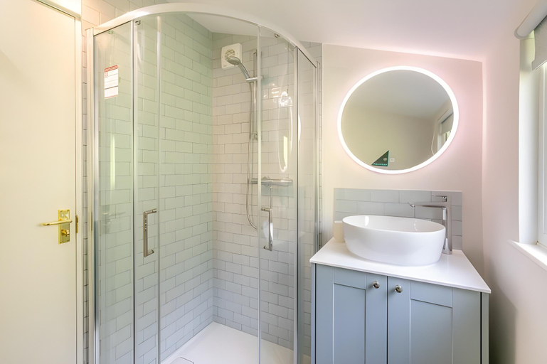 Bathroom, Daisy Cottage — Character & Comfort near Beer Beach, Devon