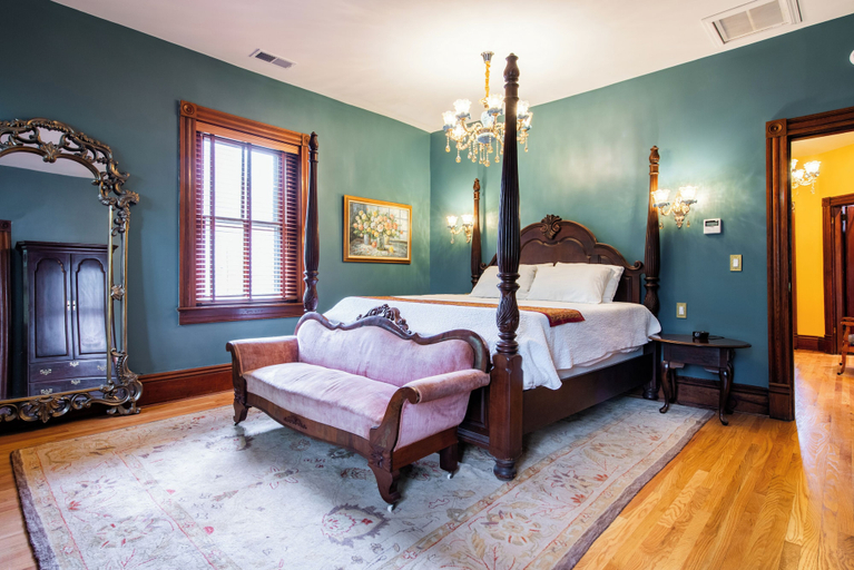 Room 3, Victorian Harvest, Jefferson