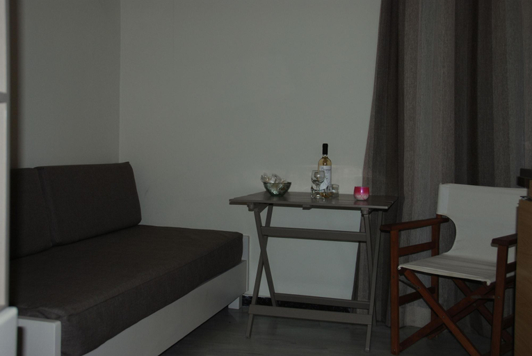 Bedroom 2, Seafalios Apartments, Crete