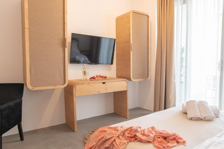 Bedroom 3, Li Mango Tigaki, South Aegean