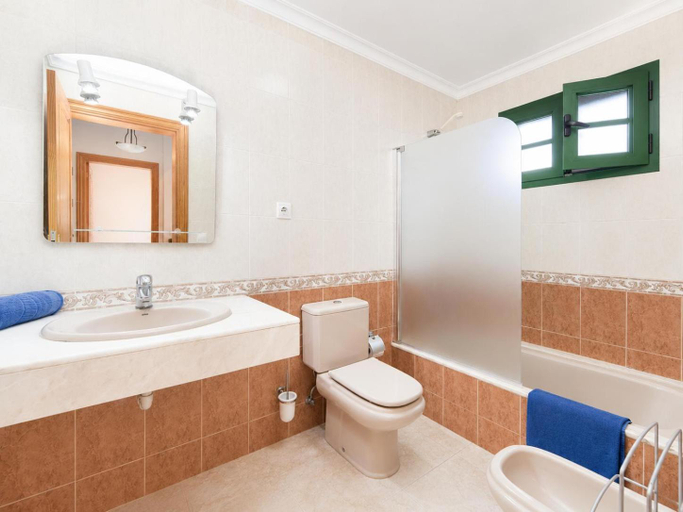 Bathroom 3, Villa Isla De Lobos, Las Palmas