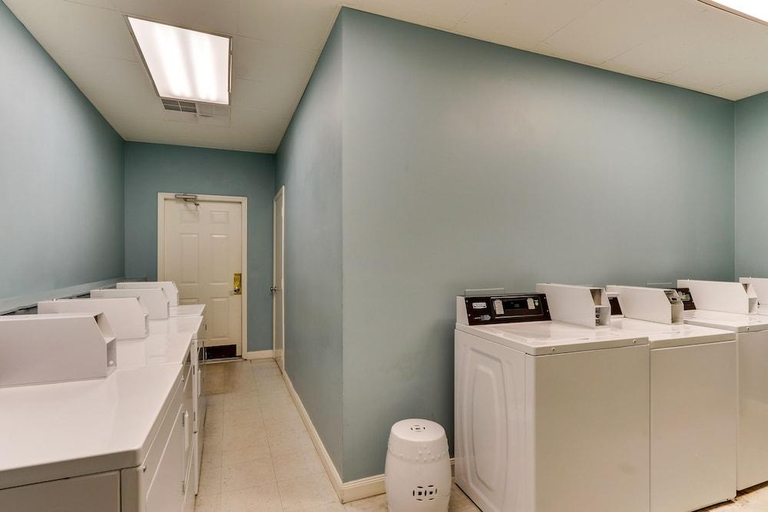Bathroom 4, Mariners Suites - Kingsland, Camden