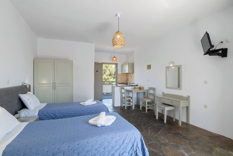 Room 2, Deltabeach, Crete