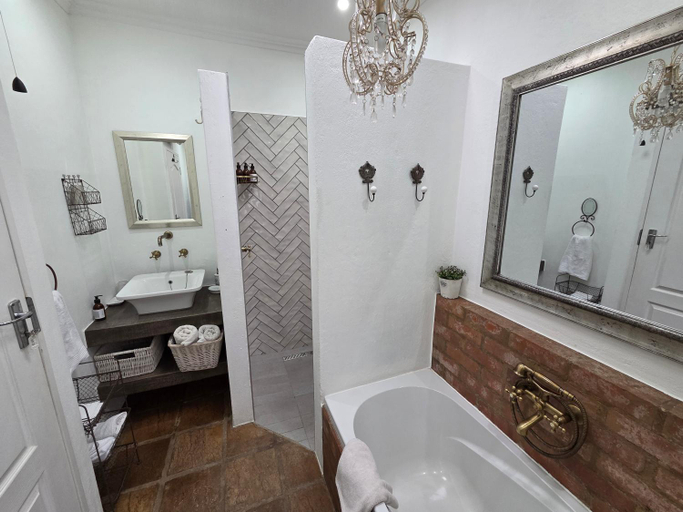 Bathroom 4, Ambiance Guesthouse, City of Tshwane