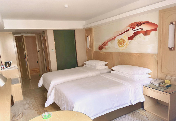 Bedroom 2, Vienna Hotel Chongqing Lijiatuo Pedestrian Street, Chongqing