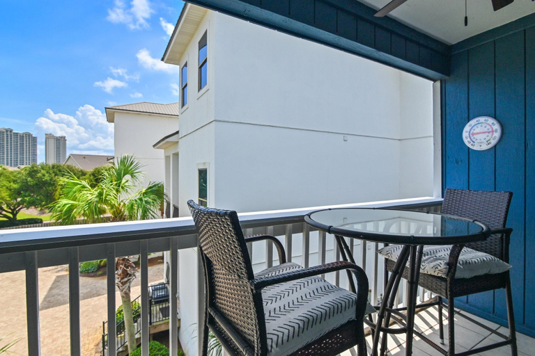 Outdoor dining 3, Lakeview #9 - Paradise By The Gulf, Walton