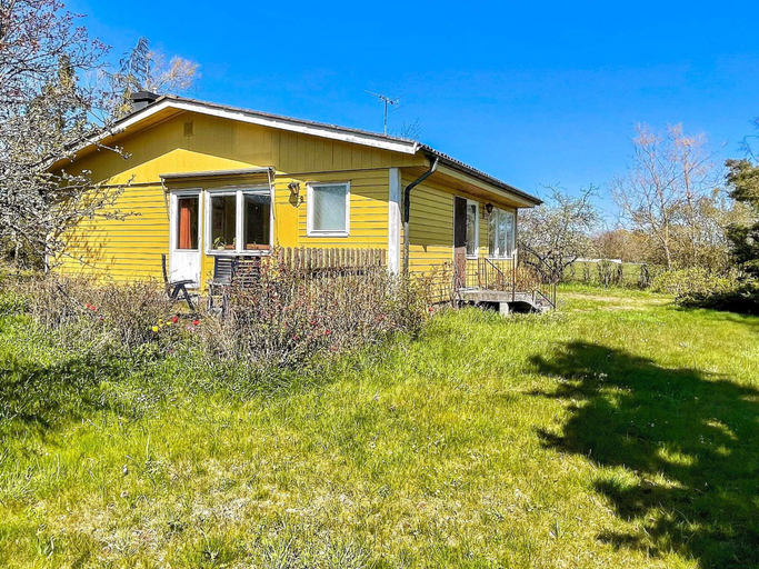 Others 1, Rural House with Garden Near Borgholm, Borgholm